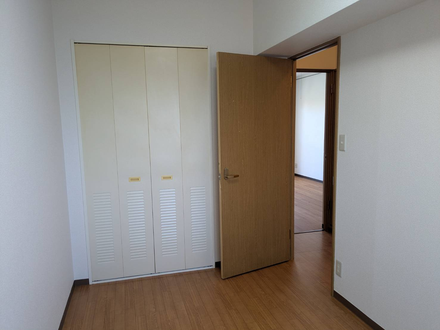 三鷹市野崎２丁目の賃貸マンションのその他