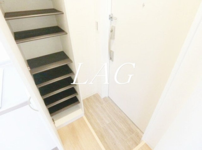 【玄関】 | トライアングル目黒 | 玄関です。