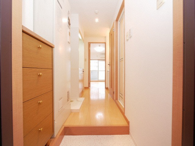 エスコート桑津の玄関