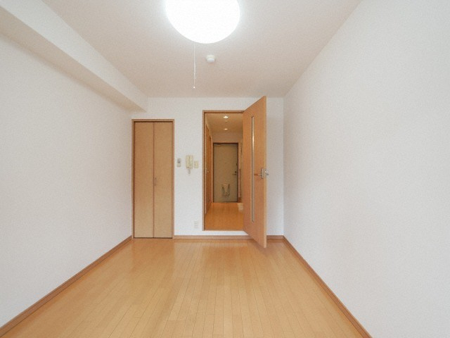 エスコート桑津の寝室