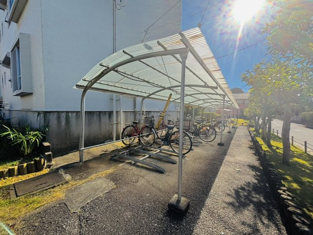 【駐輪場】 | 久寺家マンションＣ棟