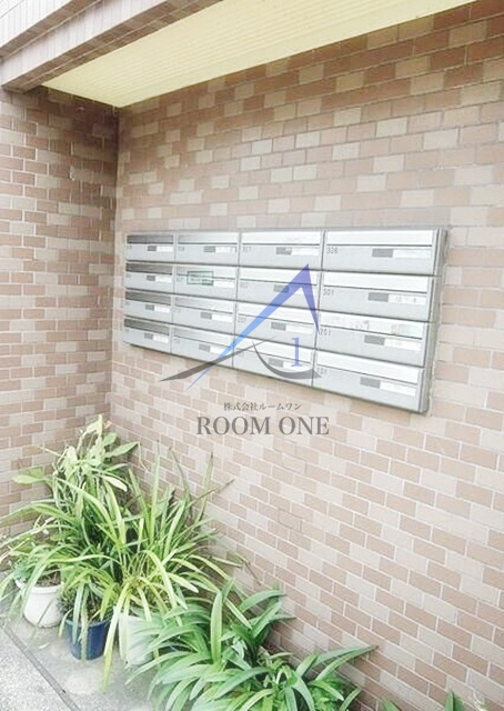 シンフォニー森ヶ崎のその他共用部分|集合ポストです。