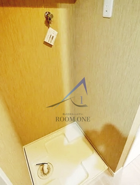 ガーデン雑色の設備|洗濯機置き場です。