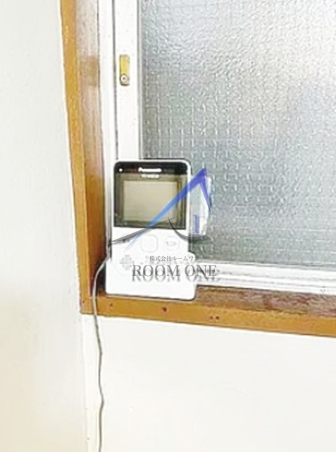 豊田ハイツのセキュリティ|モニター付きインターホンです。