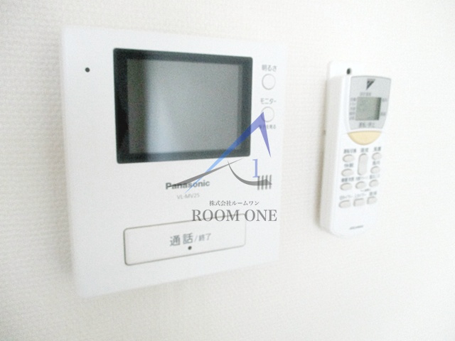  ハウス・ガーベラのセキュリティ|モニター付きインターホンです。