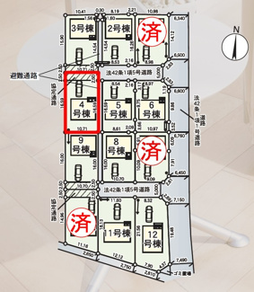 【区画図】 | 油井小学校・安達中学校区　GRADLE GAEDEN 二本松市油井　第５　全１２棟　４号棟 | 【区画図】４号棟　駐車スペース３～４台と広々しています。