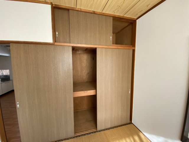 フラワーハイツの収納