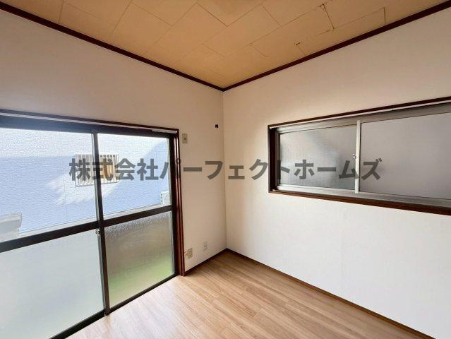 御幸東町戸建　賃貸の洋室|きれいな洋室です