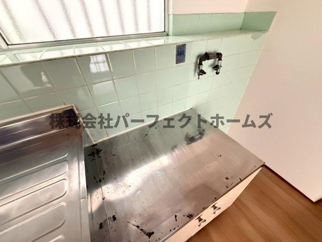 御幸東町戸建　賃貸のキッチン|使いやすいキッチンです