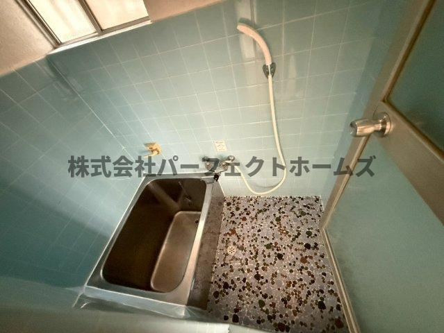 御幸東町戸建　賃貸の浴室|日々の疲れを癒すお風呂付です
