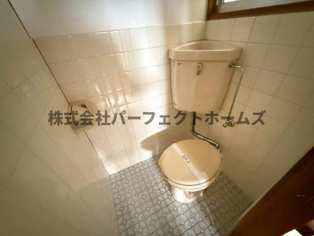 御幸東町戸建　賃貸のトイレ|シンプルで使いやすいトイレです