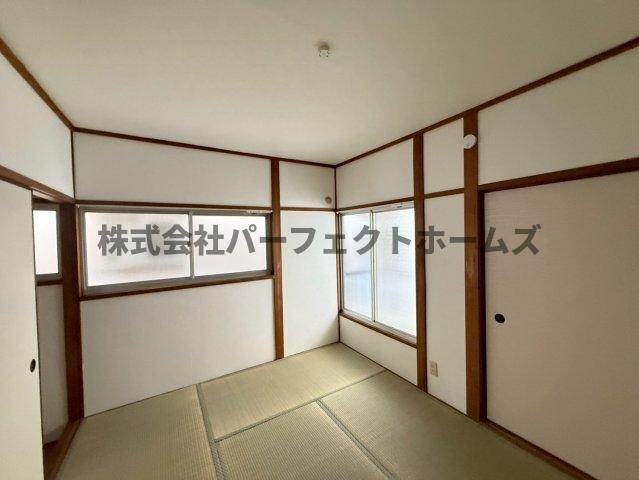 御幸東町戸建　賃貸の和室|ゆったりとくつろげる和室です