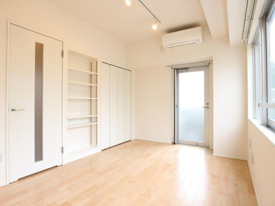 【居間・リビング】 | Ｌｉｂｅｒｔａ八雲