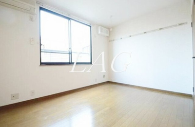 【居間・リビング】 | エステート南野 | 洋室のお部屋です。