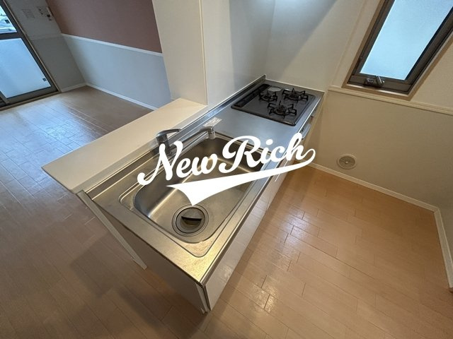 前橋市西片貝町３丁目のアパートのキッチン