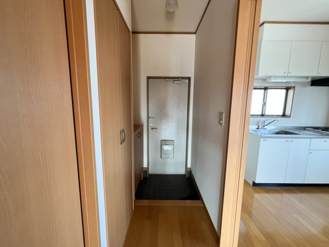 SUN HEIGHTS 南久万の玄関