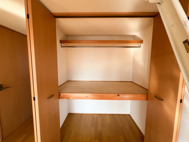 SUN HEIGHTS 南久万の収納