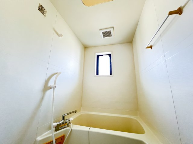 SUN HEIGHTS 南久万の浴室