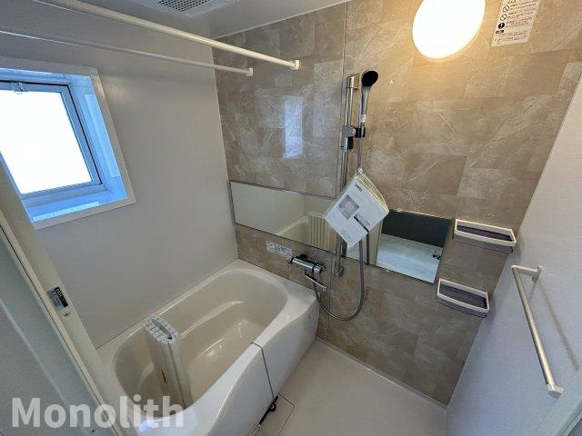 ロジュマンイズミB棟の浴室