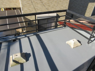 【バルコニー】