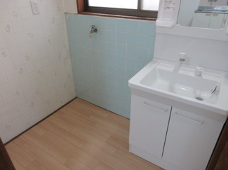 【洗面所】