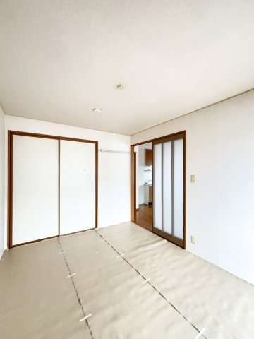 スカイスクレーパーA棟の和室