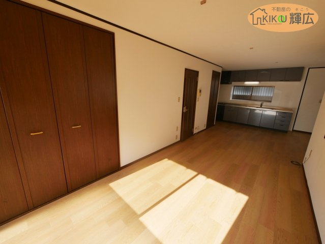 【居間・リビング】 | 加古川市別府町別府　中古戸建