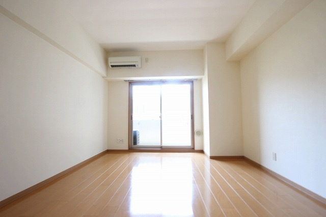 東雲パレスの居間・リビング