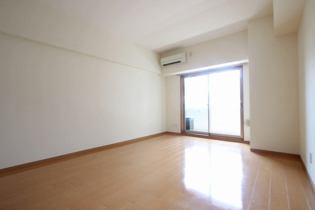 東雲パレスの居間・リビング