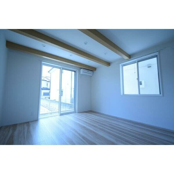 西東京市泉町４丁目貸家の居間・リビング