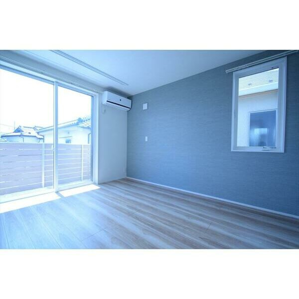 西東京市泉町４丁目貸家の居間・リビング