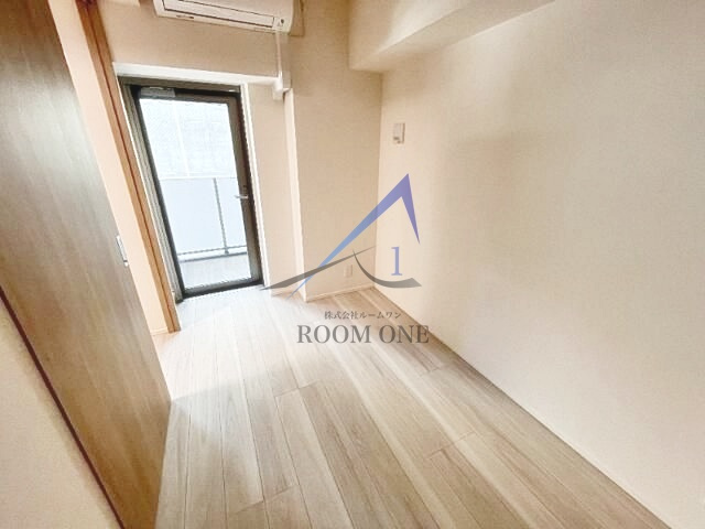 クレイシアＩＤＺ上野の居間・リビング|洋室のお部屋です。