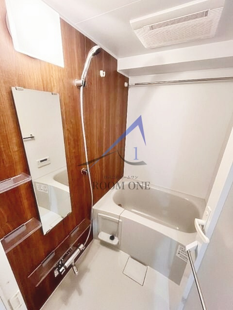 クレイシアＩＤＺ上野の浴室|お風呂です。