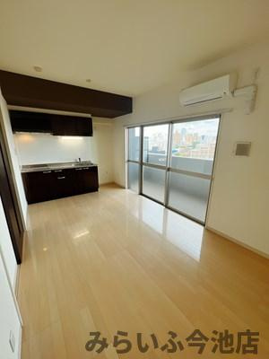 【居間・リビング】 | プランドール千種 | 9.3帖