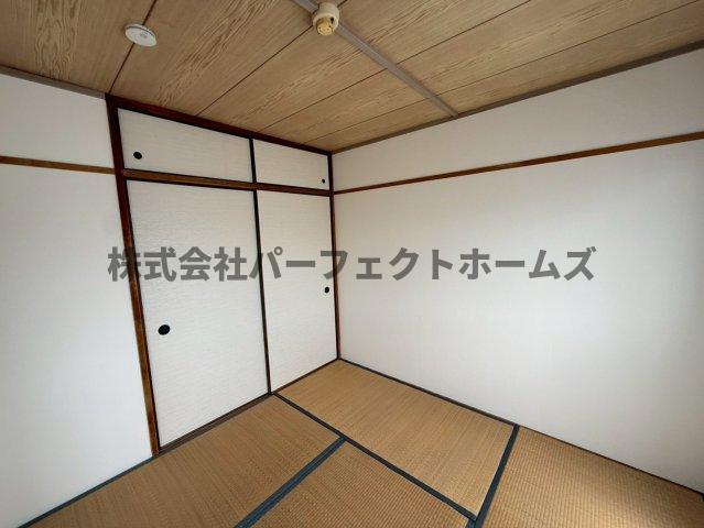 御殿山コーポB棟の和室|和室、ちょっとしたくつろぎスペースにいかがでしょうか