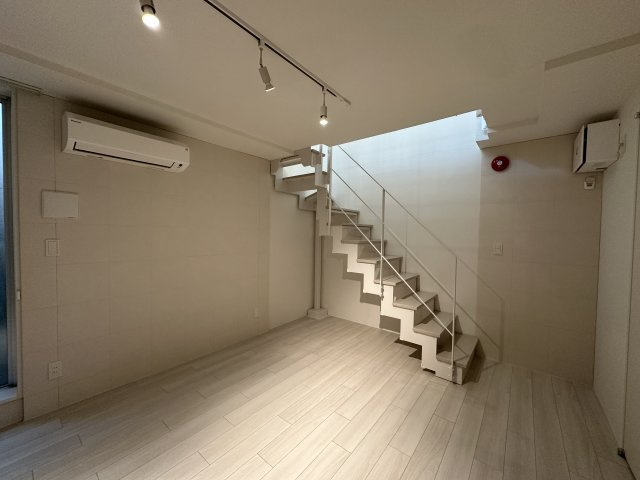 ＧＲＡＮ ＰＡＳＥＯ 池尻大橋の内装|内装は落ち着いています