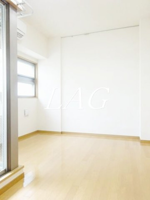 【居間・リビング】 | アイフェリーク日本橋 | 洋室のお部屋です。