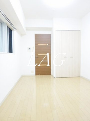 【居間・リビング】 | ドゥーエ新川 | 洋室のお部屋です。