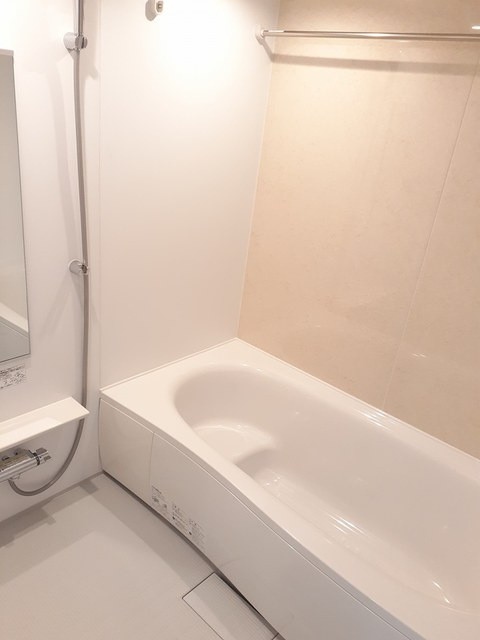 スイート　スプリング　Ⅲ　Ａの浴室|バス