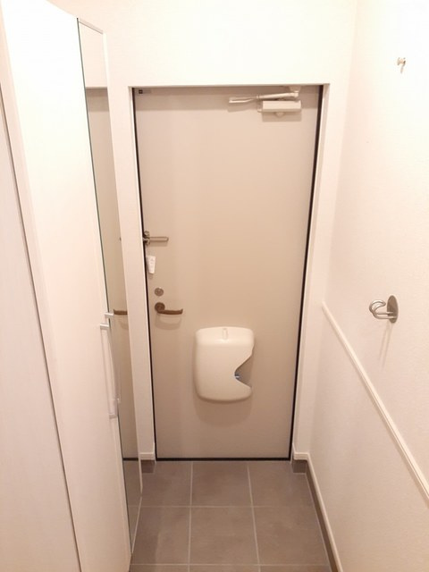 スイート　スプリング　Ⅲ　Ａの玄関|玄関