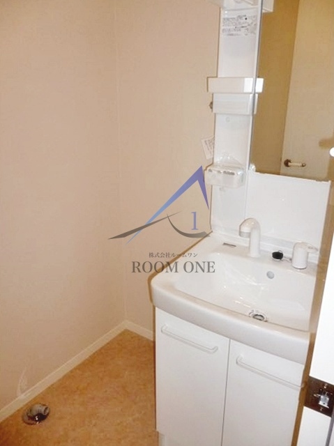 ル・レーブの洗面所|独立洗面台です。