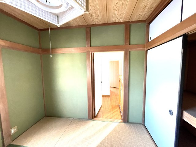 長生村小泉1556-13中古戸建の和室