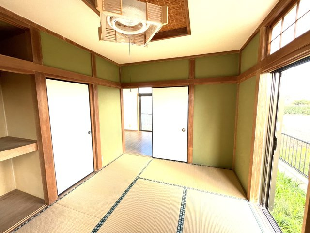 長生村小泉1556-13中古戸建の和室