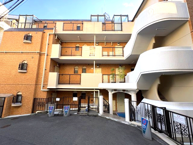 キャッスルマンション荒木町の外観