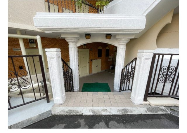 キャッスルマンション荒木町のエントランス