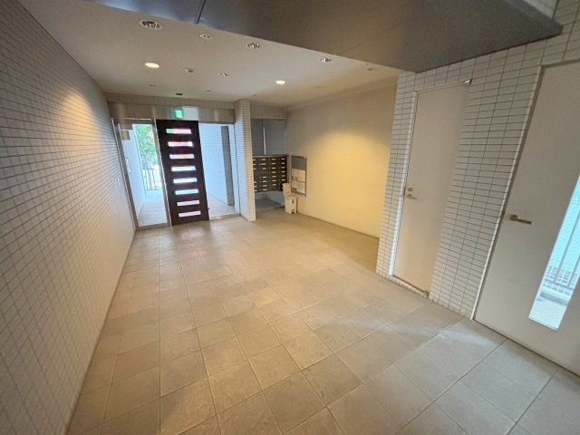 ウィステリアコートのロビー