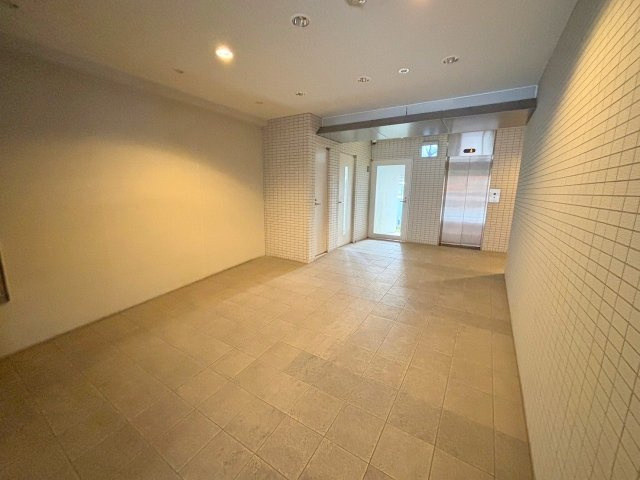 ウィステリアコートのロビー