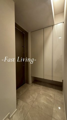 ルフォンプログレ本郷三丁目の玄関