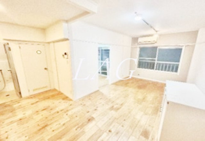 【居間・リビング】 | サンビレッジ | 洋室のお部屋です。