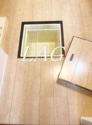 【その他】 | グランジュテ潮見 | 床下収納です。